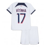 Paris Saint-Germain Vitinha Ferreira #17 Bortaställ Barn 2023-24 Korta ärmar (+ Korta byxor)